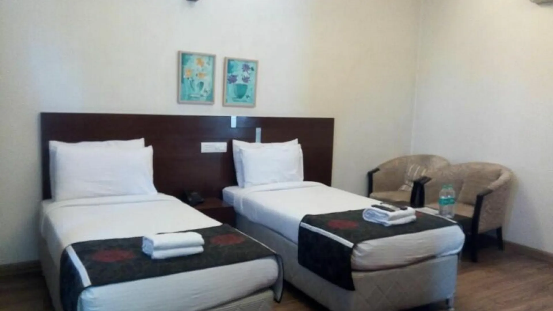 Amazone Holidays Guest House Гургаон Индия