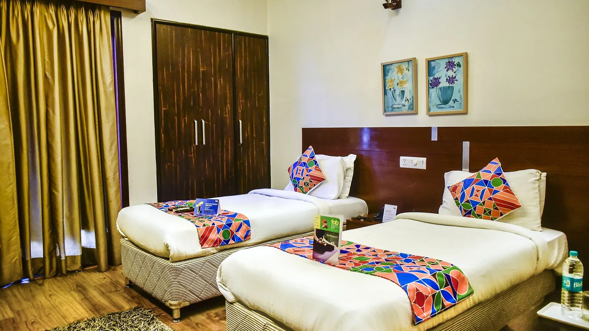 Amazone Holidays Guest House Гургаон